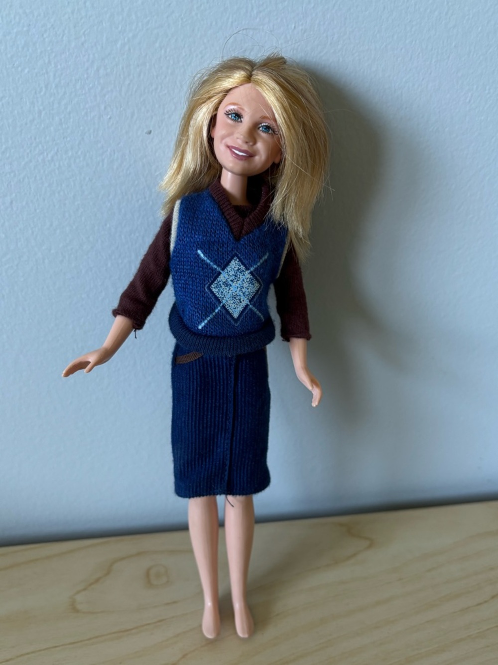 Mary-Kate and Ashley Doll in Navy Argyle Vest and Skirt - 1999
